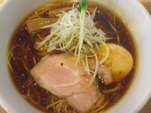 鶏醤油らぁ麺@MENYA TOMOSHIBI（川間駅）具