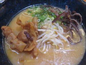 黒豚豚骨らーめん@麺りあんby江戸屋（笹塚駅）具