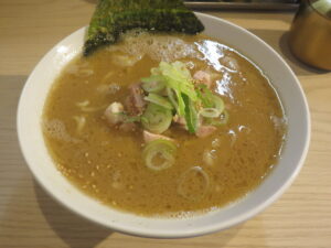 朝ラーメン@新家系ラーメン 気骨家（岩本町駅）ビジュアル
