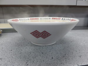 ラーメン@丸優ラーメン 元町本店（大分駅）ビジュアル：サイド