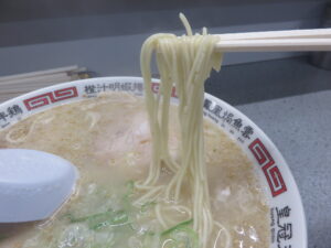 ラーメン@丸優ラーメン 元町本店（大分駅）麺