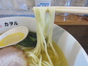 鶏そば 塩@鶏そば カヲル（徳山駅）麺