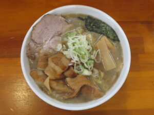 ワタリガニ12kg 100SP@一条流がんこラーメン金町（金町駅）ビジュアル：トップ