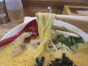 納豆らぁめん@らぁめん ふるいち（神田駅）麺