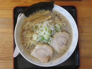 煮干し中華（小盛・こってり）@中華そば 雲ノ糸 鶴岡本店（鶴岡駅）ビジュアル：トップ