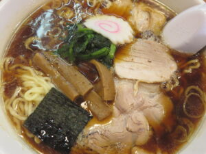 正油らーめん@らーめん ヒグマ 小千谷本店（新潟県小千谷市）具