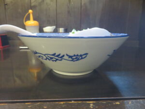 ラーメン@中野麺店（下井草駅）ビジュアル：サイド