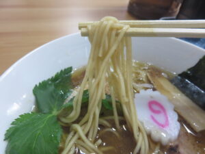 らーめん@らーめん 理庵（羽生駅）麺