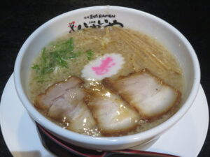 ラーメン（背脂あり）@会津喜多方RAMEN 二代目 いわいや（乃木坂駅）ビジュアル