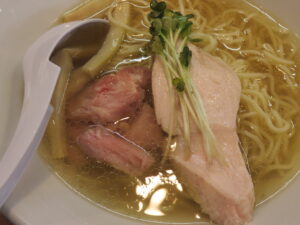 鶏清湯ラーメン（塩・味の濃さ普通）@麺屋 豊道（日野駅）具