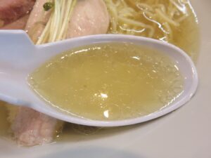 鶏清湯ラーメン（塩・味の濃さ普通）@麺屋 豊道（日野駅）スープ