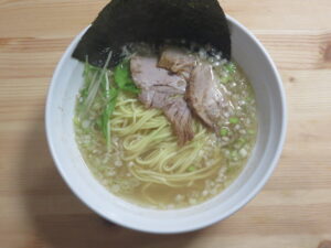 中華そば（塩）@拉麺きむら 鶴見店（鶴見小野駅）ビジュアル：トップ