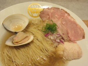 「はまぐり×濃厚ペースト」塩の魚介らぁめん@Ramen 塩と貝 つなぐ（汐留駅）具