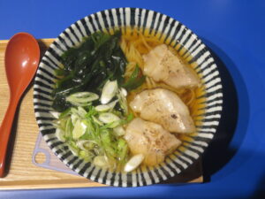 正油ラーメン@ラーメン となり（京成高砂駅）ビジュアル：トップ