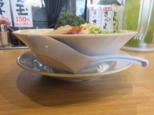 きゃべとん@熟成醤油ラーメン きゃべとん 日野多摩平店（豊田駅）ビジュアル：サイド