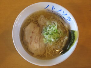 しお煮干@千里浜煮干ラーメン ノトノソラ（羽咋駅）ビジュアル：トップ