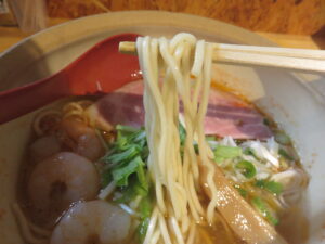 エビ塩ラーメン@ラーメンゴイケヤ（松江駅）麺