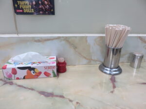 ラーメン@新生軒（山陽姫路駅）卓上