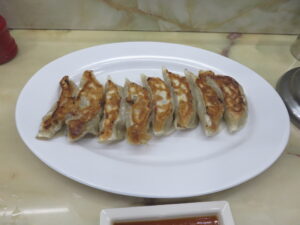 ラーメン@新生軒（山陽姫路駅）ぎょうざ