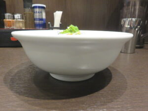 みそきん@みそきん（東京駅）ビジュアル：サイド