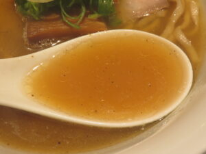 中華ソバ@そらのいろ 銀座店（東銀座駅）スープ