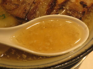 あごだし中華そば@麺屋ふうすけ（神田駅）スープ