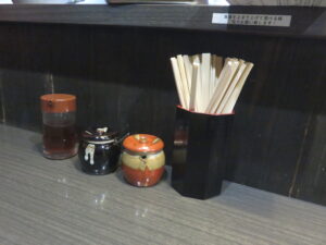 濃厚煮干しラーメン@麺屋 井上（堀切菖蒲園駅）卓上