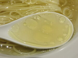 塩ラーメン クラシック@Ramen 金碧（亀有駅）スープ