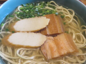 沖縄そば@OKINAWA SOBA EIBUN（牧志駅）具