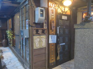 沖縄そば@沖縄そば 楚辺（壺川駅）店頭