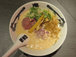 牛骨らー麺@鬼金棒 Lab（神田駅）ビジュアル：トップ