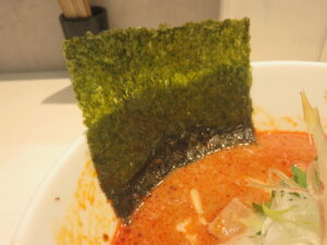 旨辛らぁめん@ナナメ上をゆく（日ノ出町駅）具：海苔