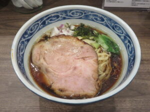 生姜しょう油ラーメン（手揉み麺）@NOODLEパドル（自由が丘駅）ビジュアル