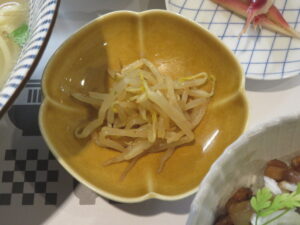 笹川流れの汐らーめん@ハレ＆ケ（市ケ谷駅）旬の小鉢1