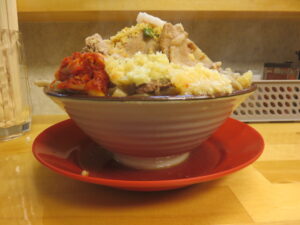 肉めん@肉めん 肉めし NO11(谷塚駅)ビジュアル:サイド