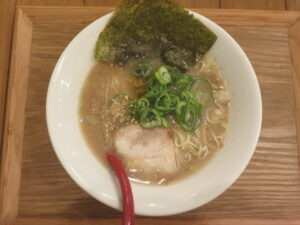 豚そば@ゴールデンユース（沖縄県宮古島市）ビジュアル：トップ