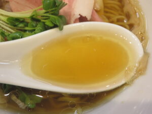 昭和らぁ麺@昭和らぁ麺 池袋サンシャイン通り店（池袋駅）スープ