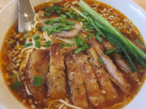 排骨酸辣麺@瀬佐味亭(本郷三丁目駅)具