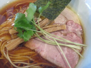 地鶏そば 醤油@麺屋さすけ 本店（掛川市役所前駅）具