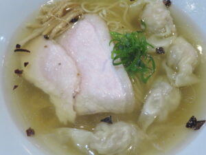 ワンタン塩ラーメン@RAMEN TOMO（明石駅）具