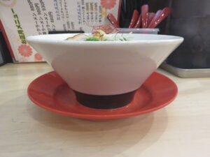伊賀ブラック@麺屋 まつり(広小路駅)ビジュアル:サイド