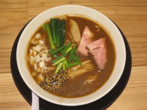 にぼし味噌らぁ麺 1玉(中太麺)@にぼしらぁ麺 なの花(成岩駅)ビジュアル:トップ