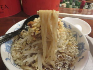 らーめん（太麺）@これでいいのだ（自由が丘駅）麺