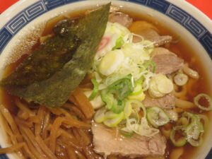 ラーメン（麺量150g）@裏路地 中華蕎麦 イッチャンラーメン（白楽駅）具