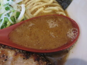 醤油ラーメン(並盛)@麺屋富士(府中駅)スープ