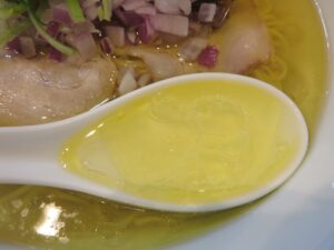 中華そば 塩@noodle house 11(幕張本郷駅)スープ