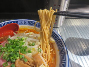 シン・ショウユ@RAMEN NOODLES #フユツキユキト（福島駅）麺