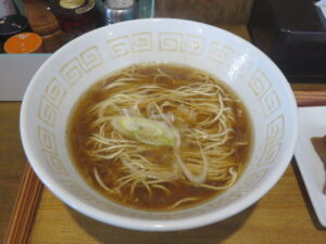 鶏にぼしソバ@UMAMI SOUP NOODLES 虹ソラ（一ノ関駅）ビジュアル