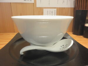 貝出汁味噌らぁ麺(並盛)@貝麺 ふか川(人形町駅)ビジュアル:サイド