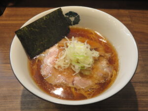 醤油らぁめん@らぁめん かじの葉（松戸駅）ビジュアル